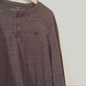 Men’s American Eagle Charcoal Henley Medium